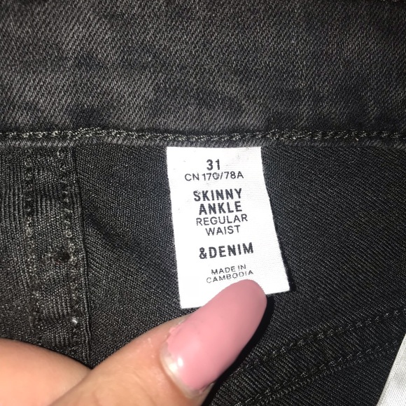 H&M jeans - Picture 3 of 5